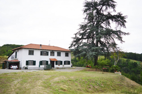 Villa Padronale in Vendita a Acqui Terme