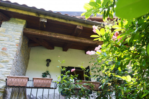 Casa - Semindipendente in Vendita a Camerana
