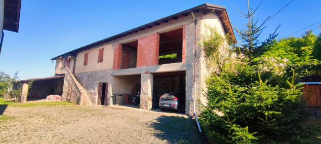 Rustico in vendita a Visone (AL)