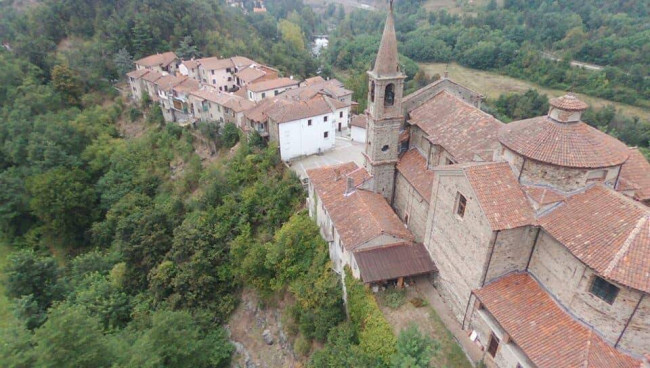 Casa semi-indipendente in vendita a Piana Crixia (SV)