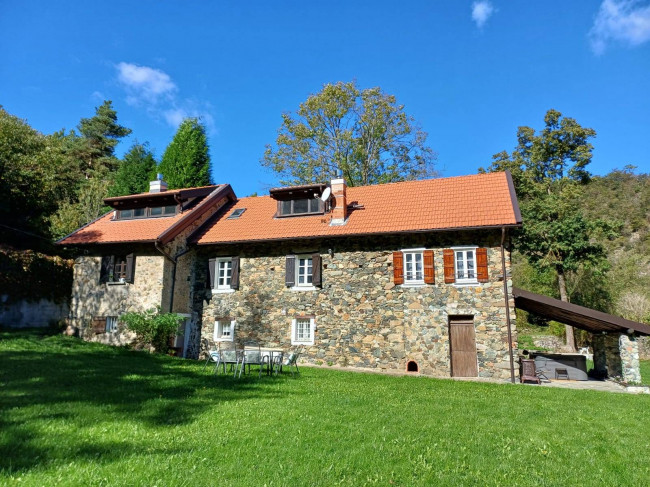 Landhaus in Kauf bis Pontinvrea