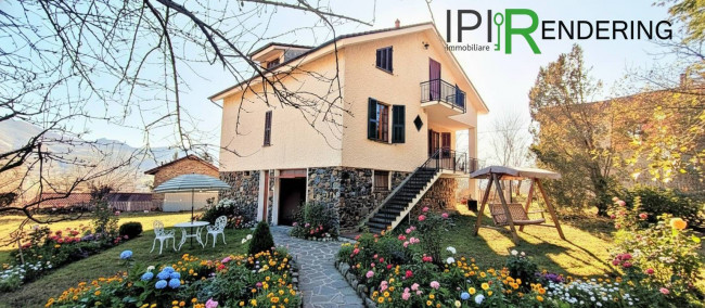 Villa / Villetta in Vendita a Denice