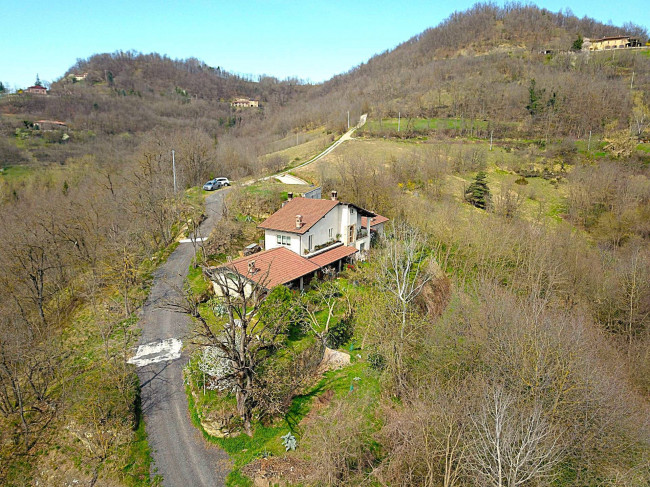 Cascinale / Podere in Vendita a Ceva