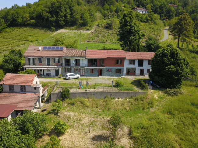 Casa - Semindipendente in Vendita a Sessame