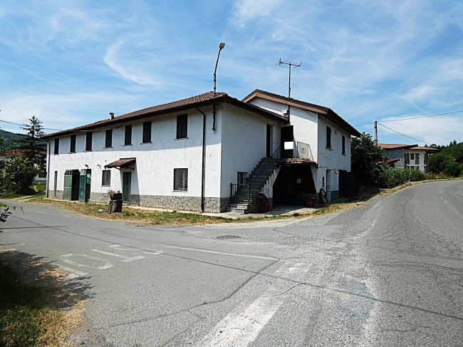 Casa in Vendita a Cartosio