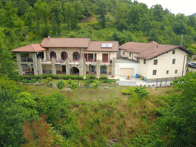 Villa Padronale in Vendita a Spigno Monferrato