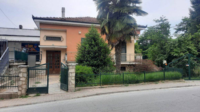 Casa - Semindipendente in Vendita a Pallare