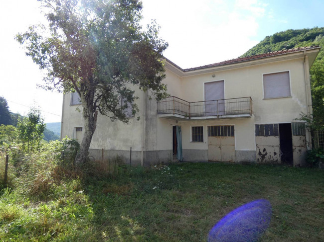 Casa in Vendita a Murialdo