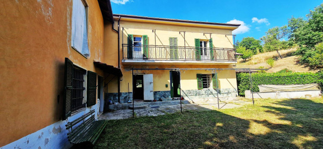 Casa in Vendita a Cartosio