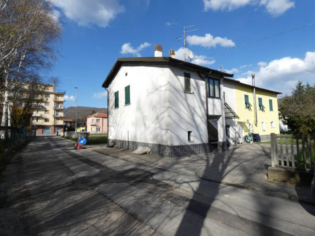 Casa - Semindipendente in Vendita a Cairo Montenotte