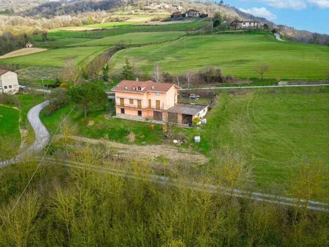 Villa in Kauf bis Monesiglio