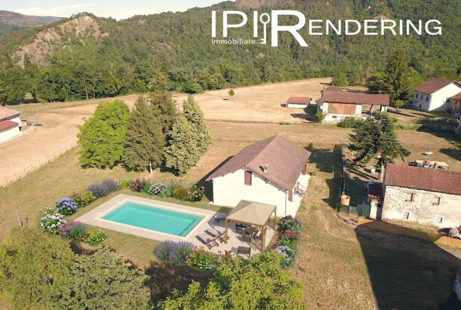 Villa / Villetta in Vendita a Pareto