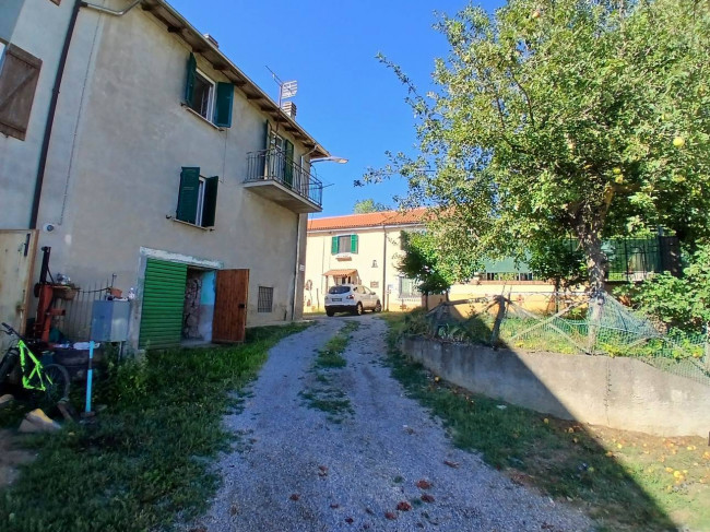 Casa - Semindipendente in Vendita a Roccavignale