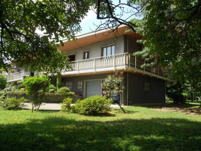 Porzione di villa bifamiliare in vendita