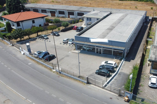 Capannone in vendita