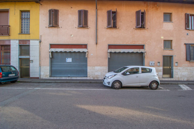 Fondo commerciale in vendita a Inveruno (MI)