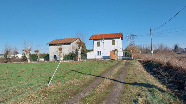 Casa singola in vendita