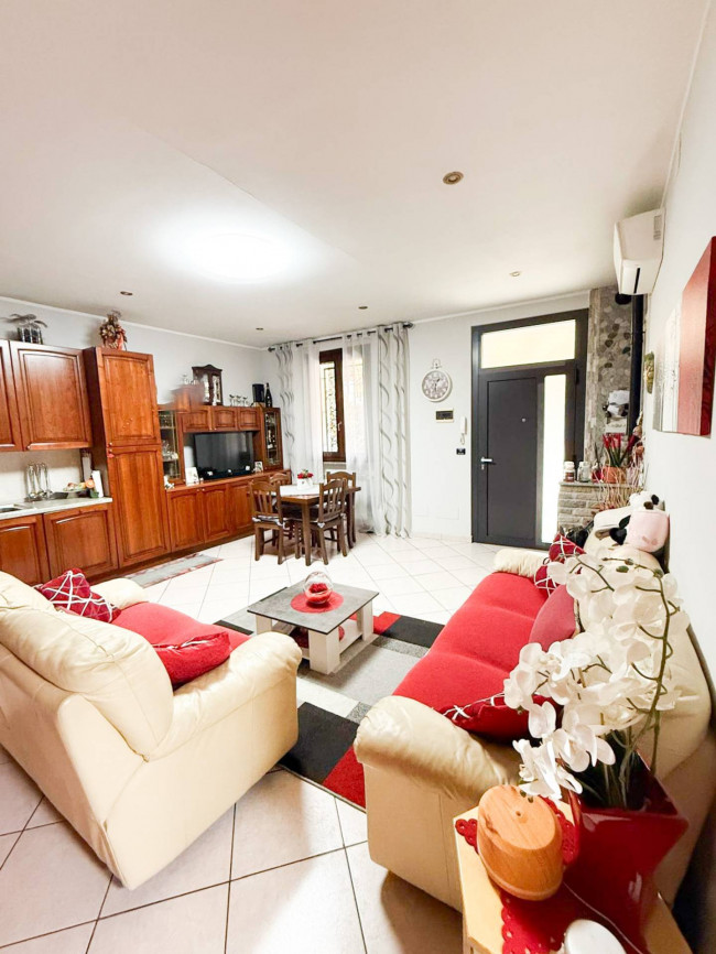 Casa singola in vendita