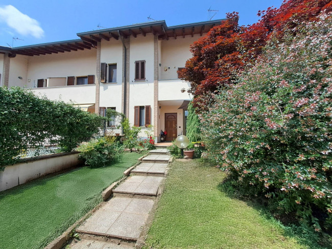 Villette a schiera in vendita