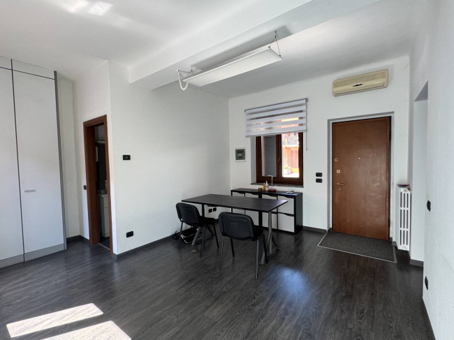 Locale commerciale in vendita