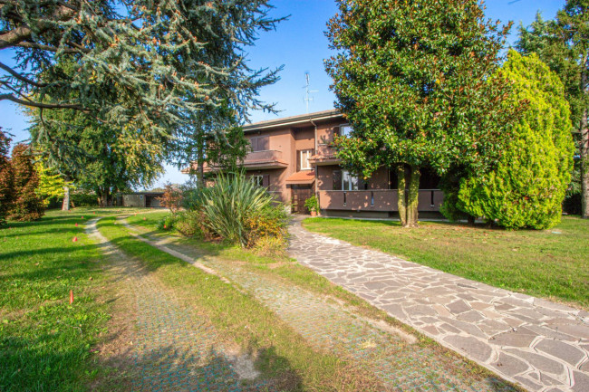 Appartamento in vendita