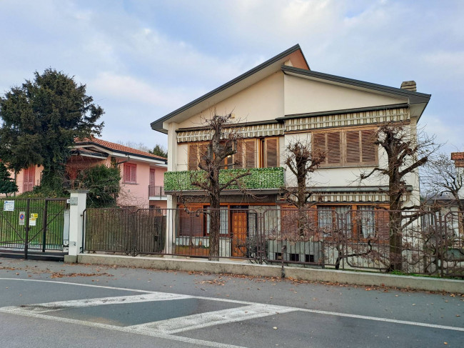 Appartamento in villa in vendita