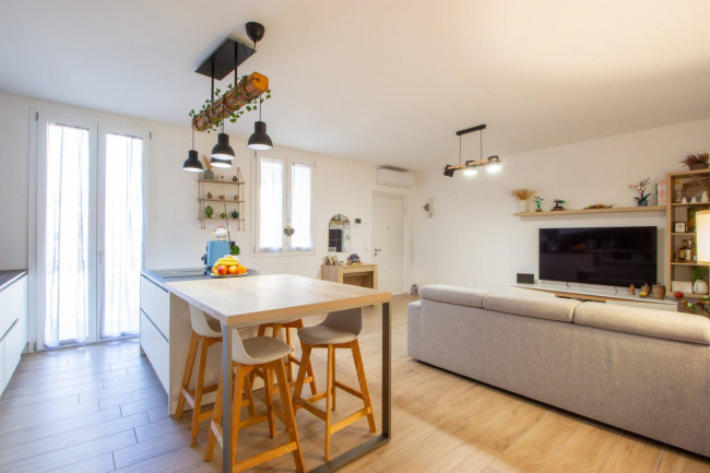 Appartamento in vendita