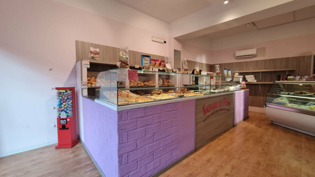 Attività commerciale in vendita