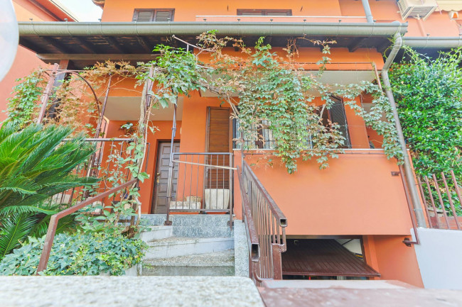 Villette a schiera in vendita