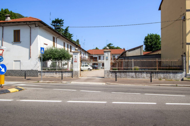 Appartamento in corte in vendita