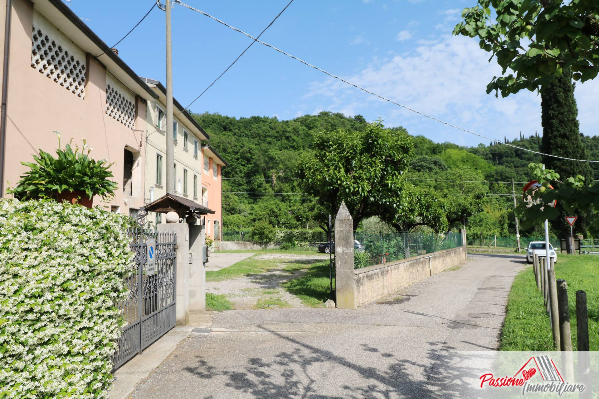  verona vendita quart: avesa passione-immobiliare