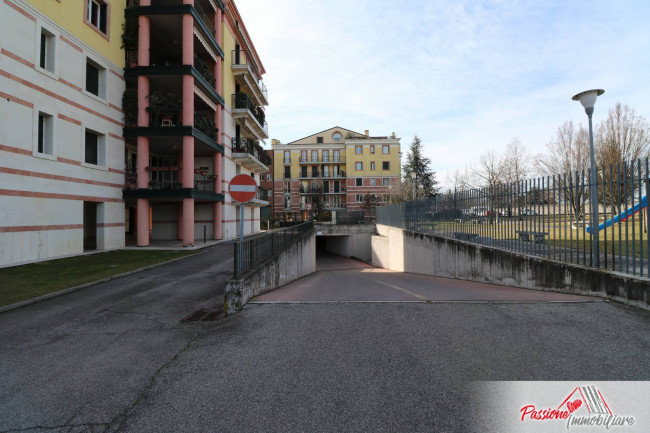 Garage in affitto a Verona