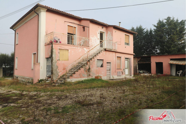 Casa singola in vendita a Verona