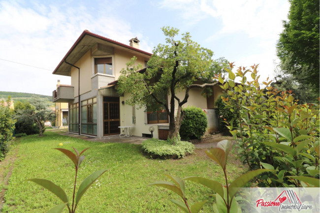 Villa in vendita a Fumane (VR)