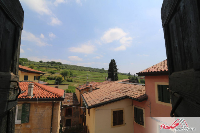 Rustico in vendita a Verona
