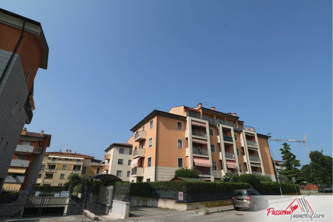 Appartamento in vendita a Verona