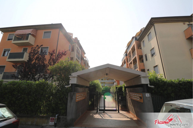 Appartamento in vendita a Verona