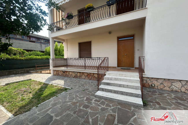 Appartamento in vendita a Verona