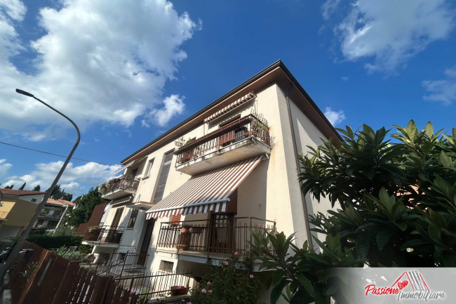 Appartamento in vendita a Verona