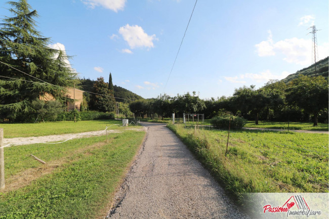 Terreno Agricolo in vendita a Verona