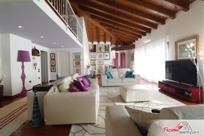 Appartamento in vendita a Verona