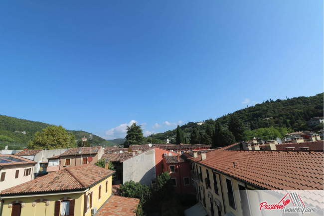 Appartamento in vendita a Verona