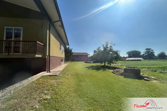 Casa singola in vendita a Verona