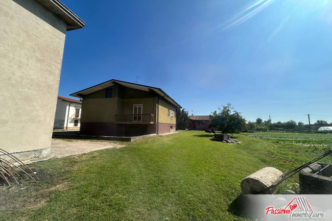 Casa singola in vendita a Verona