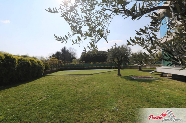 Appartamento in vendita a Lonato del Garda