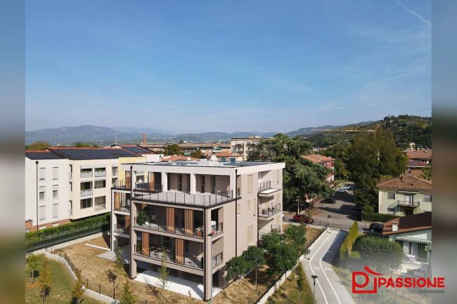 Appartamento in vendita a Verona