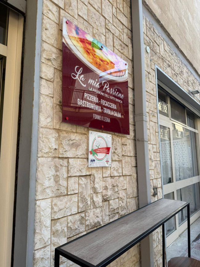 Attività commerciale in Vendita a Massafra