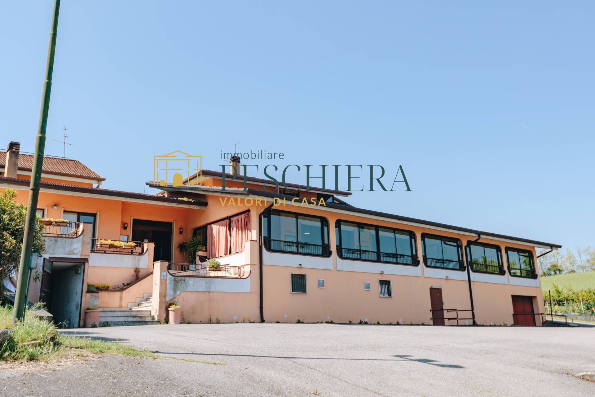 Ristorante - Residenziale in vendita a Valeggio sul Mincio