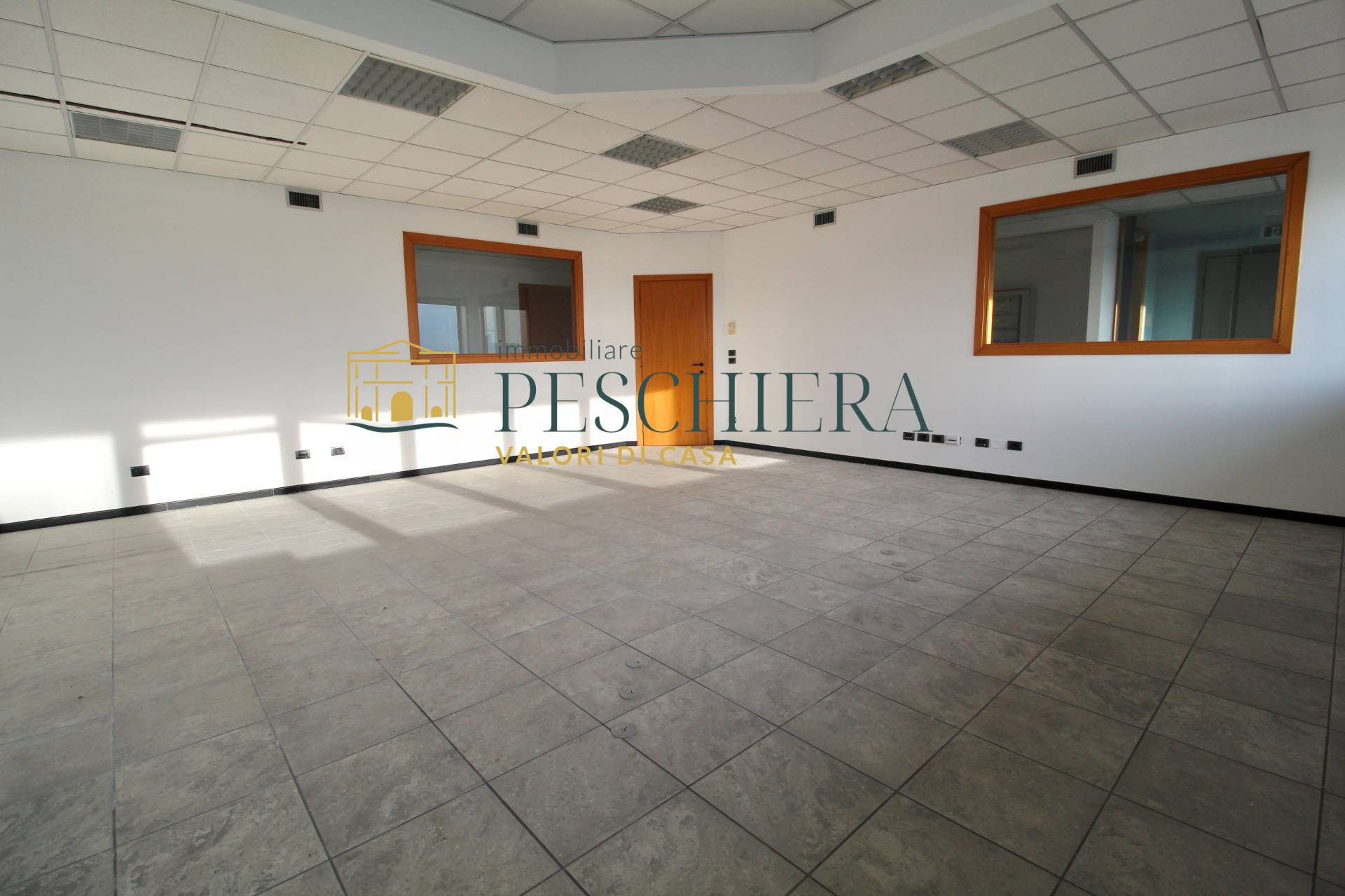 Study/Office for sale in Villafranca di Verona