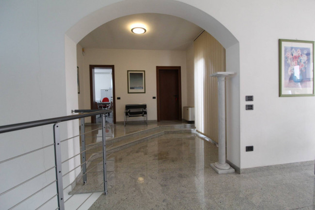 Studio/Ufficio in affitto a Valeggio sul Mincio